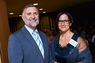 Bezirkshauptmann Dr. Gschwandtner und Dir. Sandra Mayrhauser-Schiemer Bezirkshauptmann Dr. Gschwandtner und Dir. Sandra Mayrhauser-Schiemer